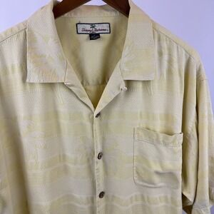 Tommy Bahama Mens XL Short‎ Sleeve 100% Silk Button-Up Yellow